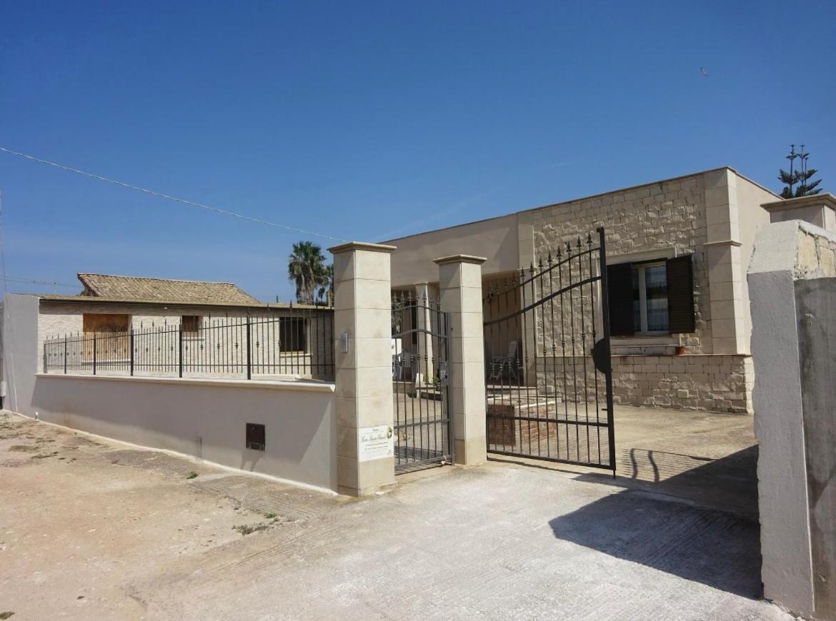 La Pietra Bianca Villa Portopalo Di Capo Passero Bagian luar foto
